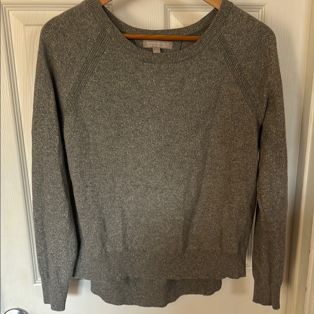 Banana Republic metallic Gray Crew Neck Sweater Classic Style